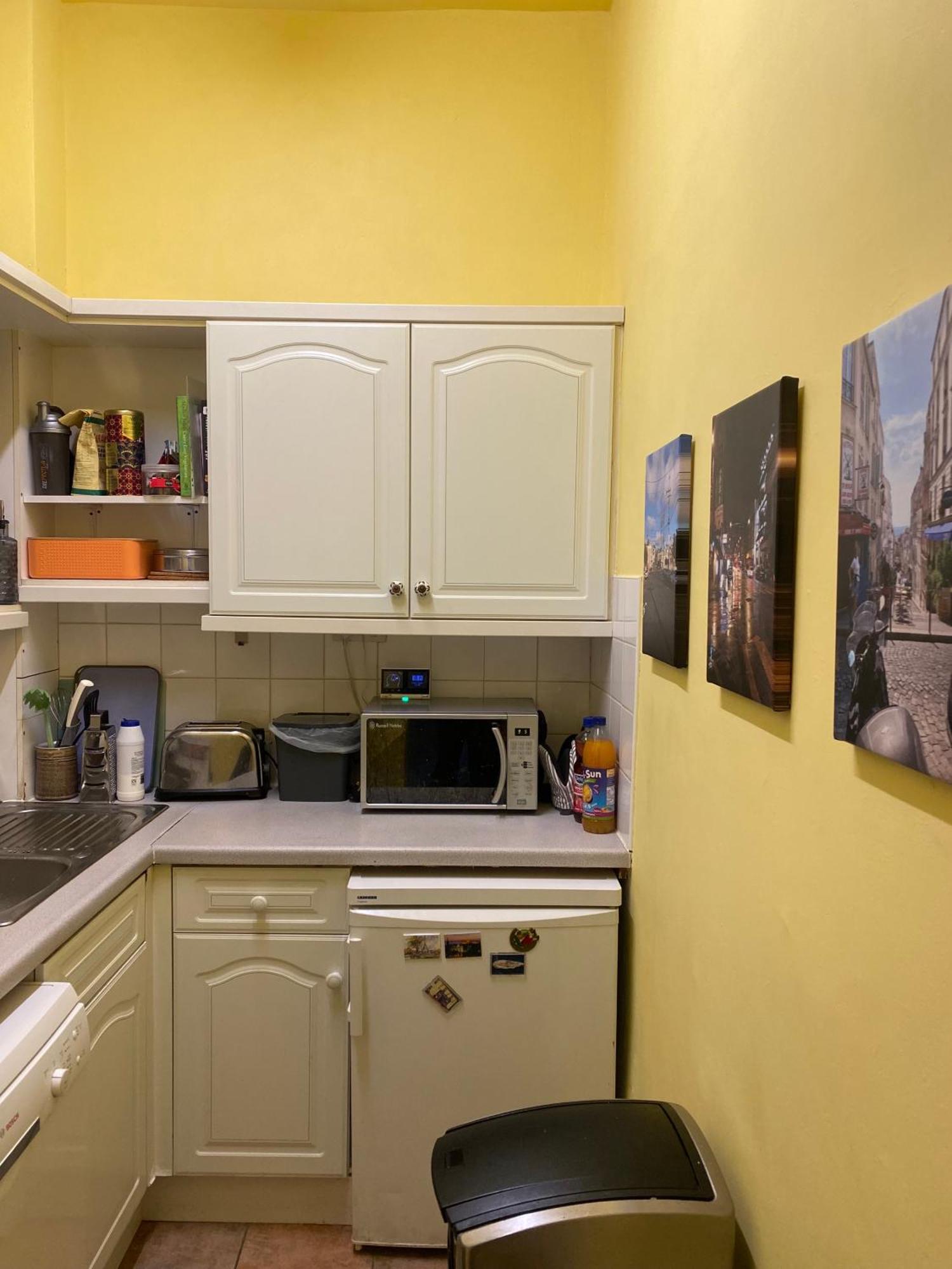 Central Room In Historic Tenement Shared Apartment Near Old Town Единбург Екстериор снимка